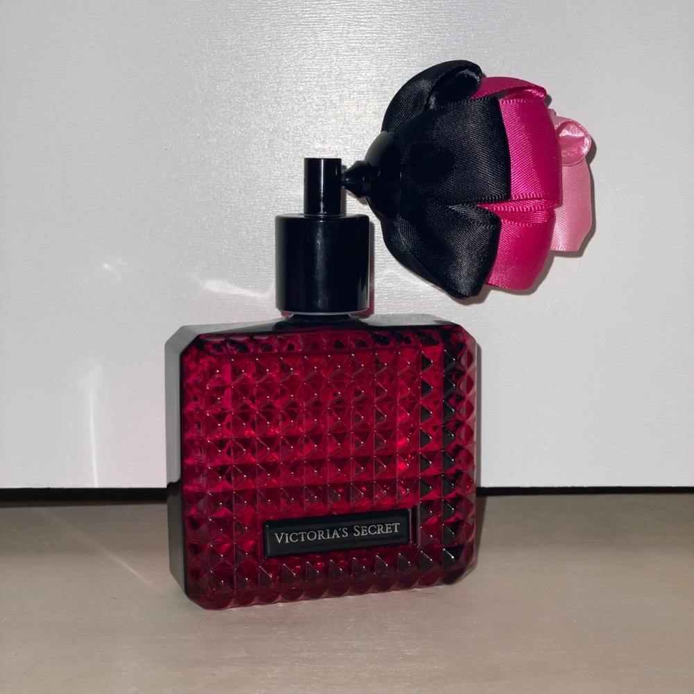 Victoria secret perfume